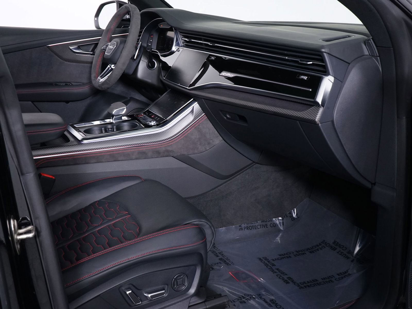 Used 2023 Audi RS Q8 image 31