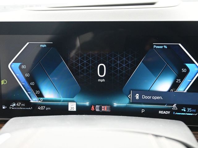 Used 2026 BMW X5 xDrive50e w/ Climate Comfort Package image 12