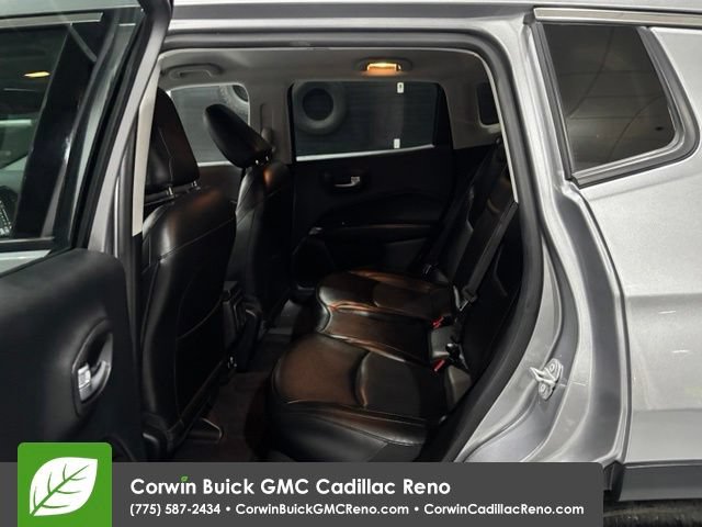 Used 2019 Jeep Compass Limited AWD/4WD image 34