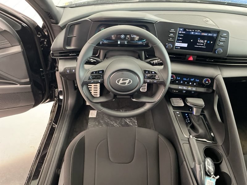 New 2026 Hyundai Elantra Sport FWD image 26