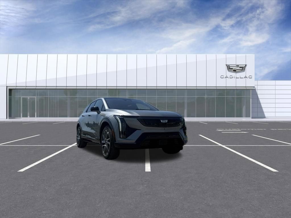 Certified 2025 Cadillac Optiq Sport 2 w/ LPO, Floor Liner Package AWD/4WD image 8