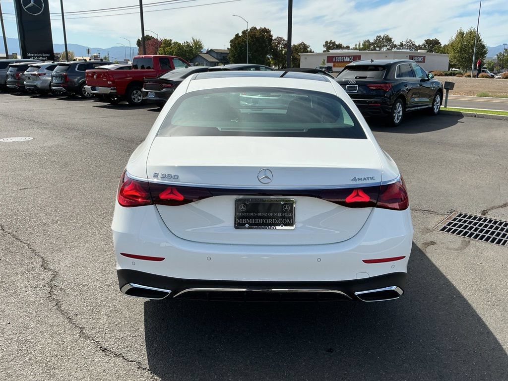 New 2027 Mercedes-Benz E 350 4MATIC Sedan image 9
