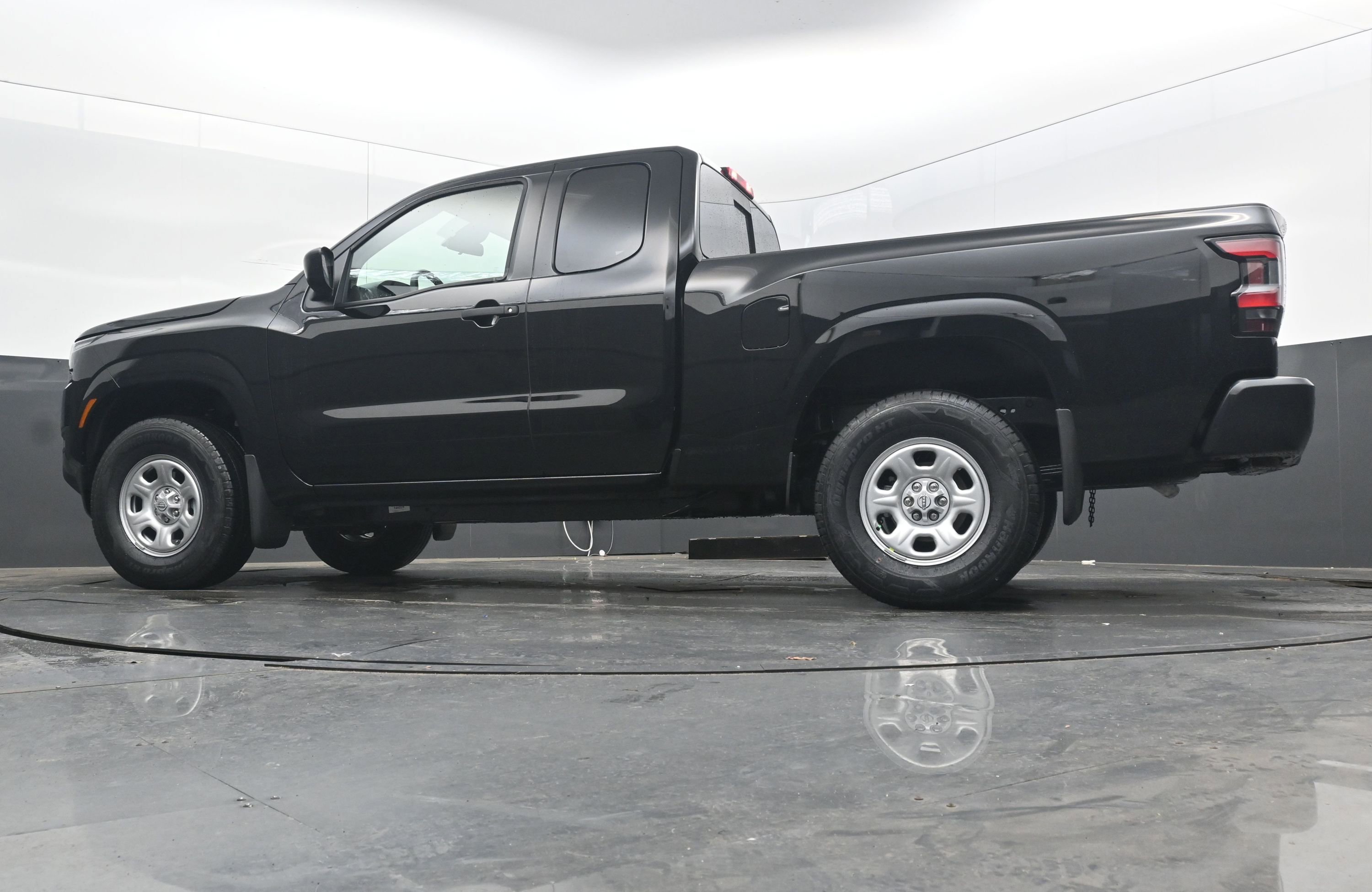 New 2026 Nissan Frontier S image 27