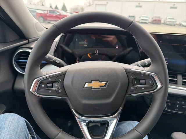 New 2026 Chevrolet Trax LT w/ Driver Confidence Package FWD image 25