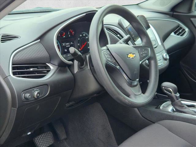 Used 2024 Chevrolet Malibu LT FWD image 9