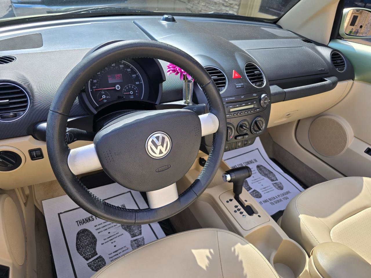 Used 2008 Volkswagen Beetle SE image 43