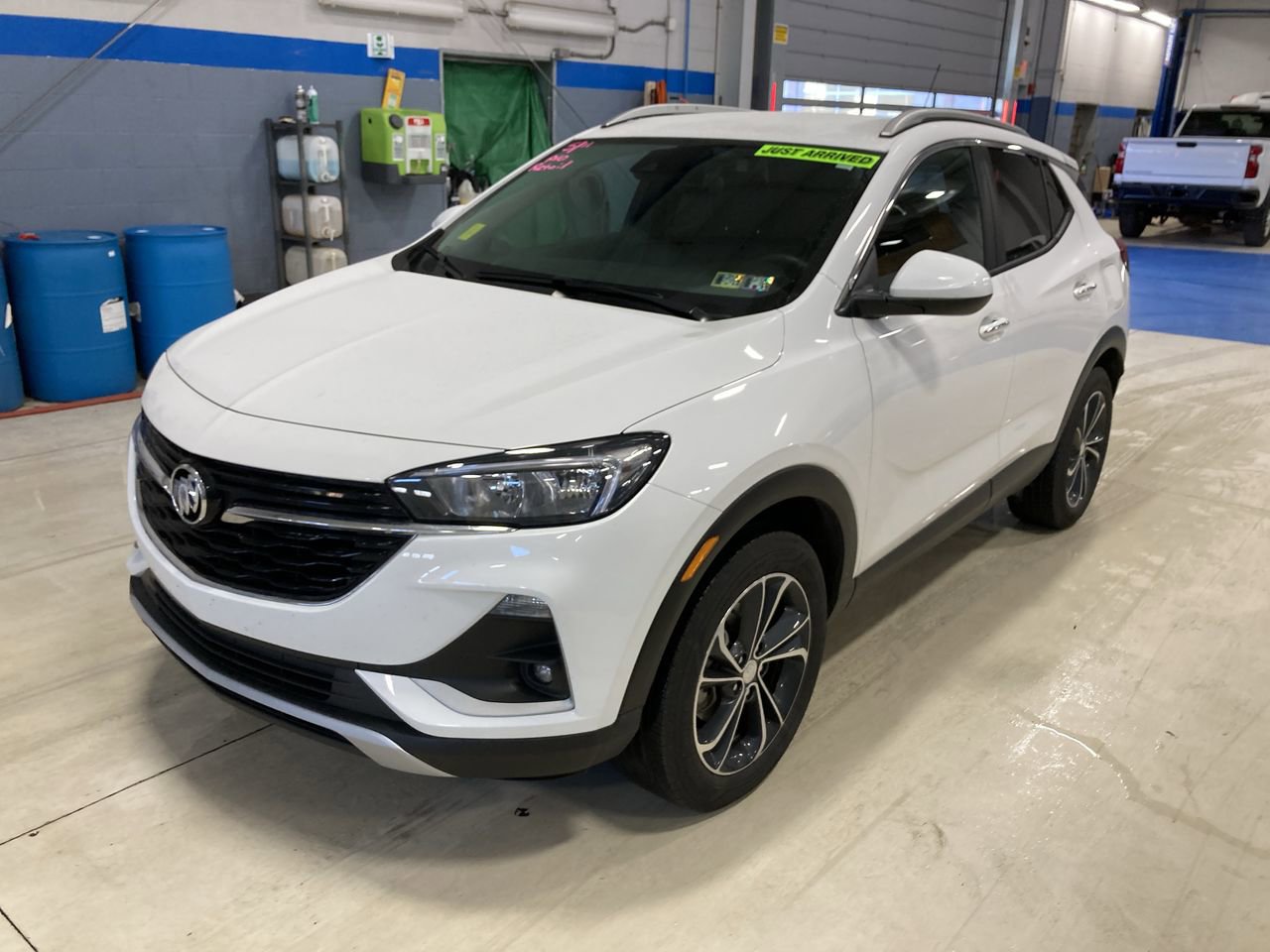 Used 2023 Buick Encore GX Select w/ Safety Package II AWD/4WD image 3