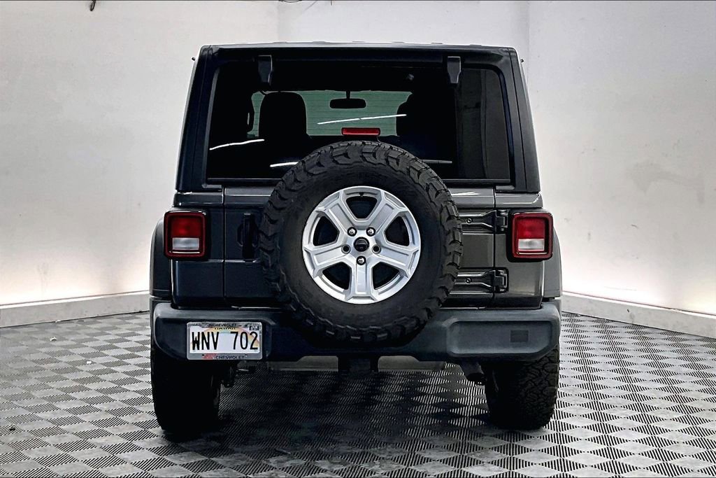 Used 2021 Jeep Wrangler Unlimited Sport AWD/4WD image 3