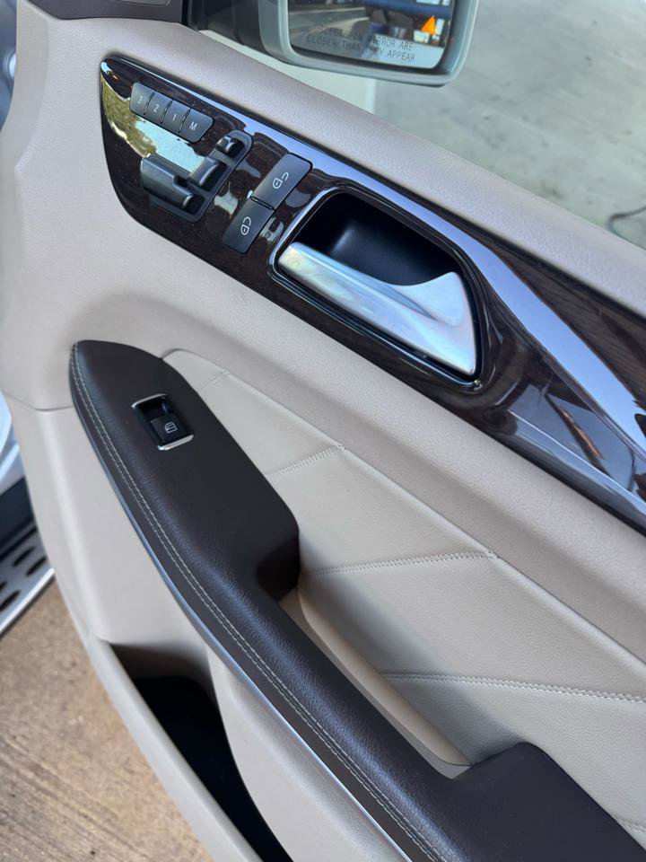 Used 2014 Mercedes-Benz GL 450 4MATIC image 22