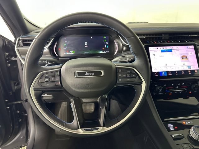 Used 2022 Jeep Grand Cherokee Trailhawk image 14