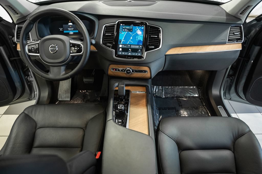 Used 2025 Volvo XC90 B6 Plus w/ Protection Package Premier AWD/4WD image 20