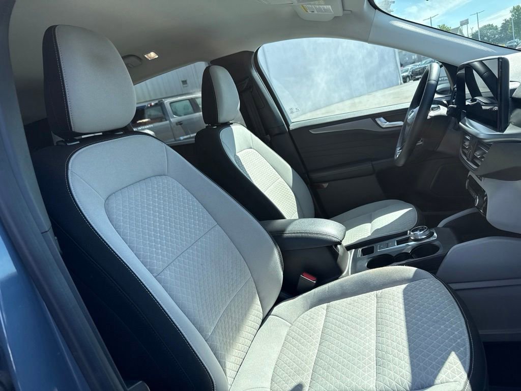 Used 2023 Ford Escape Active w/ Tech Pack #2 AWD/4WD image 28