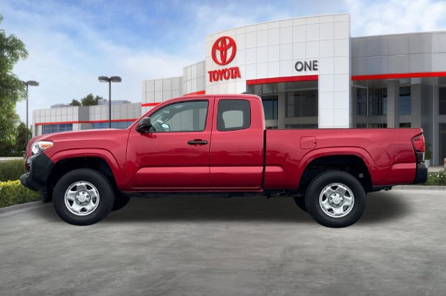 Certified 2022 Toyota Tacoma SR RWD image 9