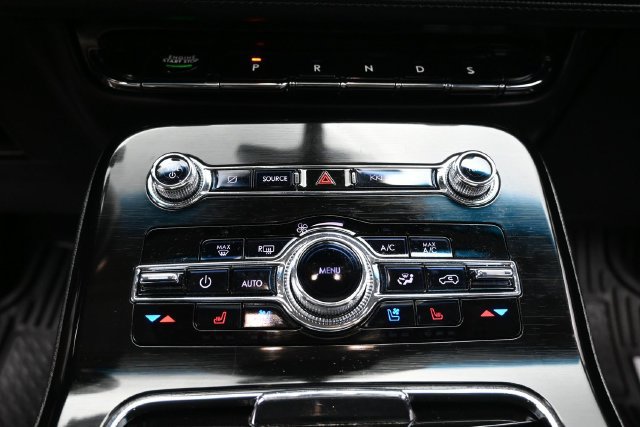 Used 2023 Lincoln Nautilus Reserve FWD image 26