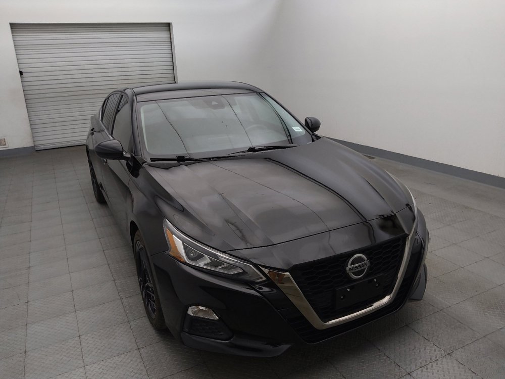Used 2021 Nissan Altima 2.5 SR FWD image 14