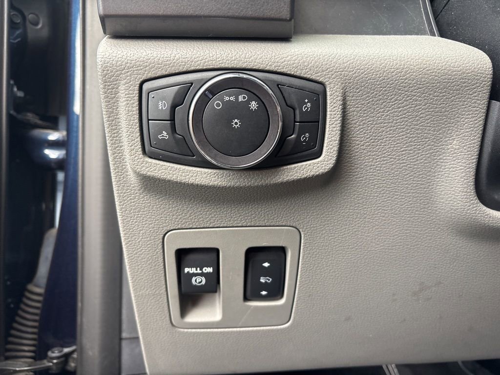 Used 2020 Ford F150 XLT w/ Equipment Group 302A Luxury image 10