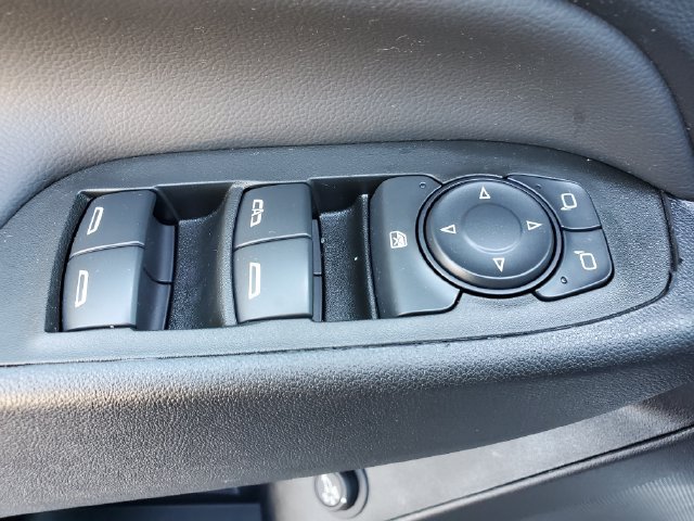 Certified 2024 Chevrolet Equinox LT FWD image 17