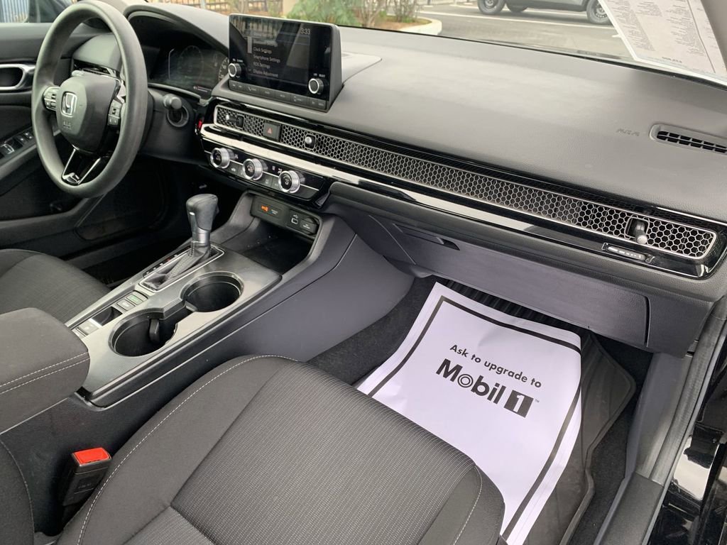 Used 2024 Honda Civic LX image 27