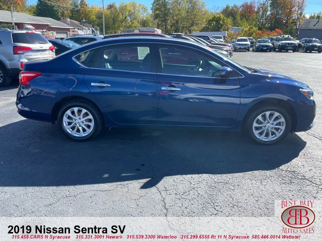 Used 2019 Nissan Sentra SV image 2