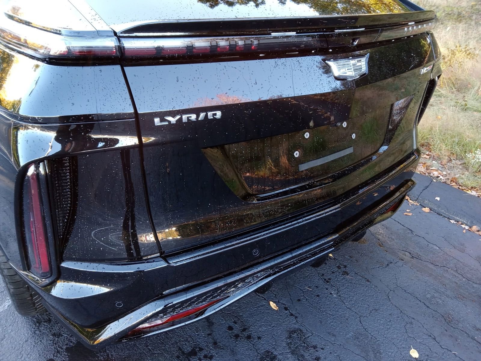 New 2026 Cadillac Lyriq V image 8