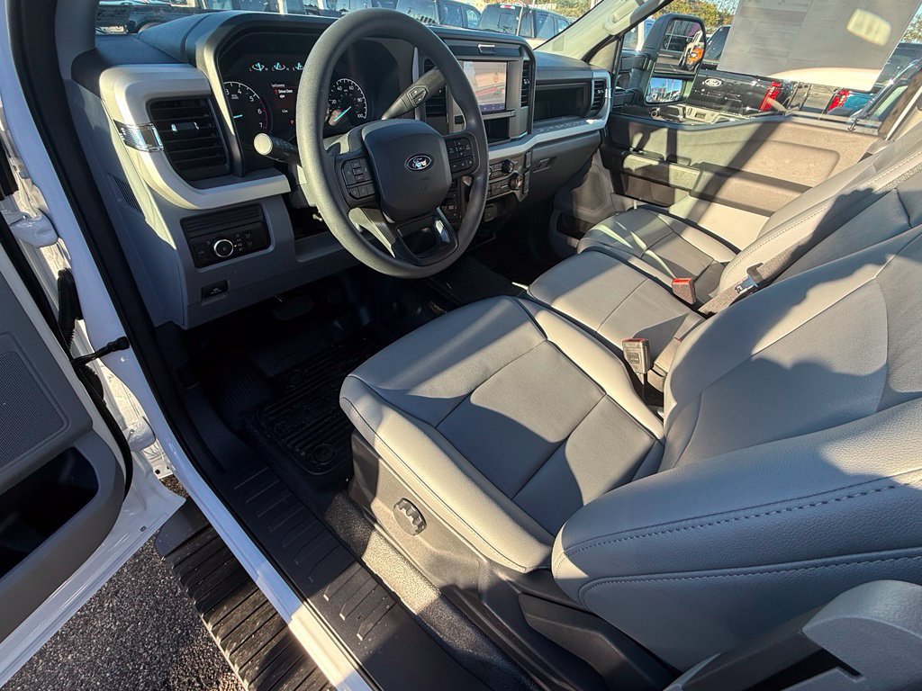 New 2027 Ford F250 XL w/ XL Chrome Package AWD/4WD image 15