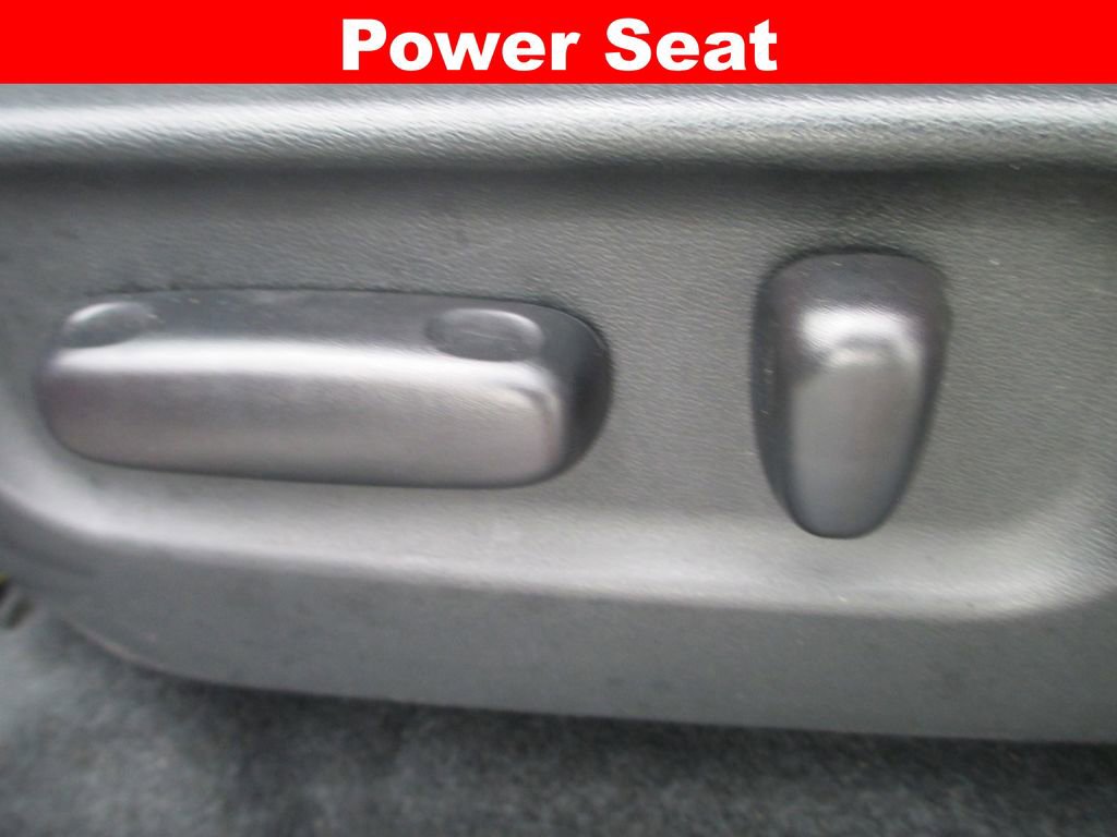 Used 2022 Toyota Tacoma Limited w/ Nightshade Package image 28