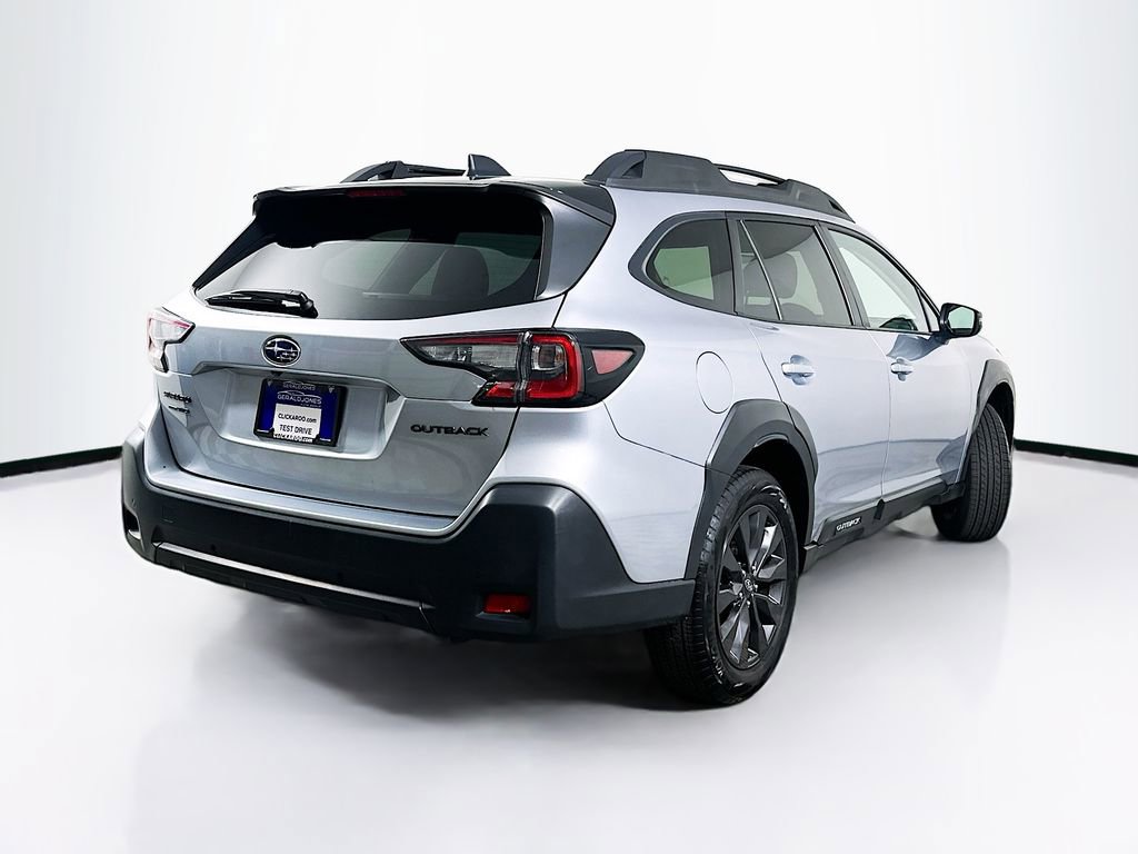 Used 2025 Subaru Outback Onyx Edition image 7