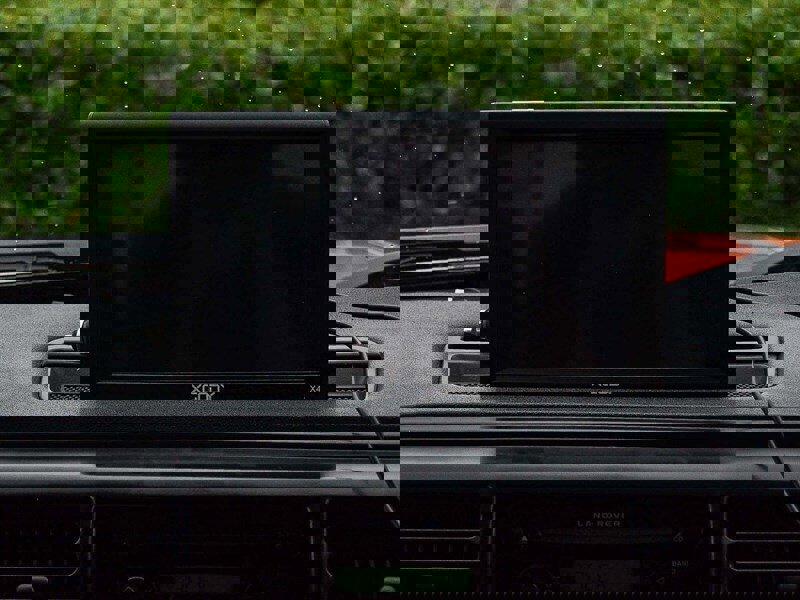 Used 2004 Land Rover Discovery S image 18