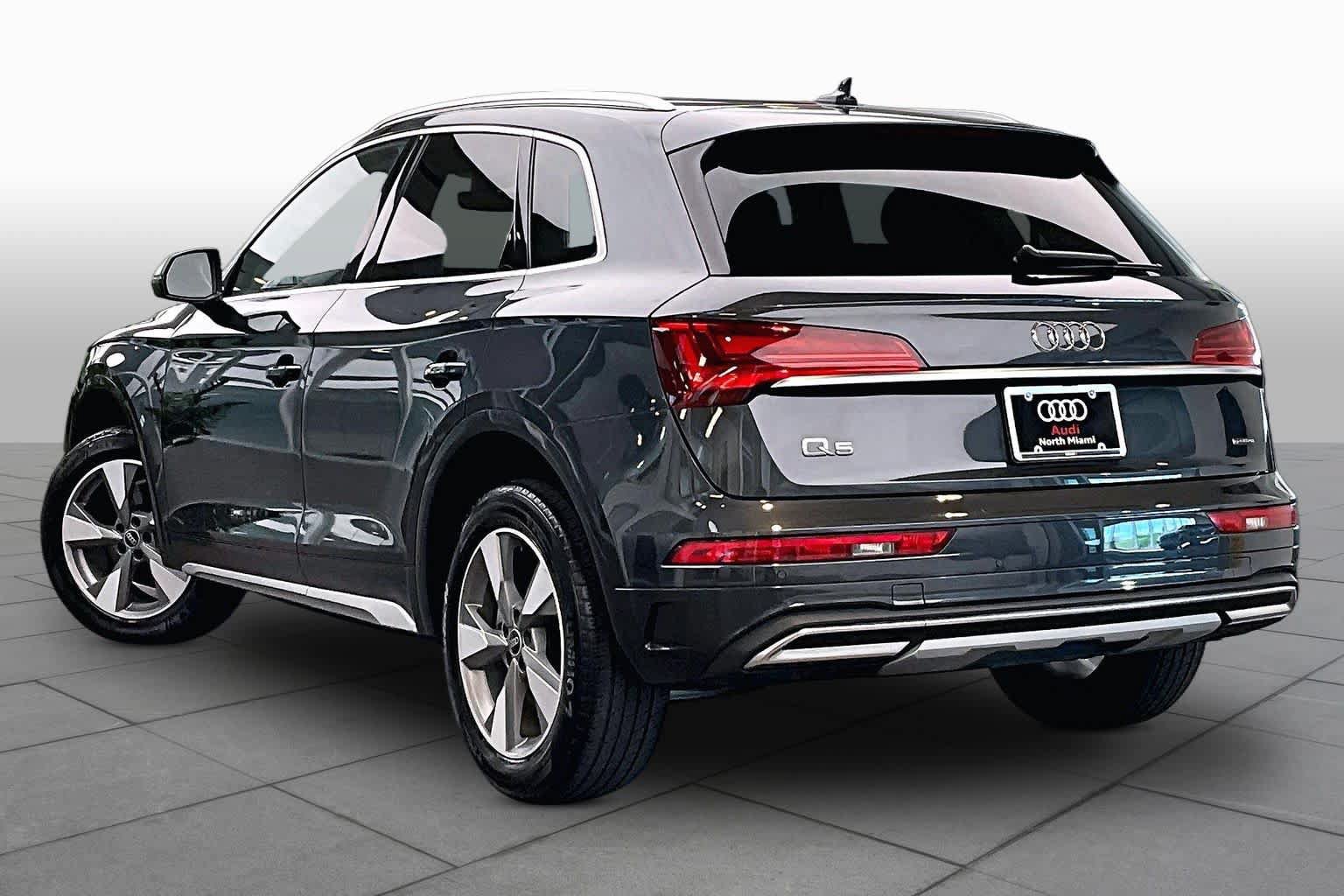 Used 2023 Audi Q5 2.0T Premium w/ Convenience Package AWD/4WD image 13