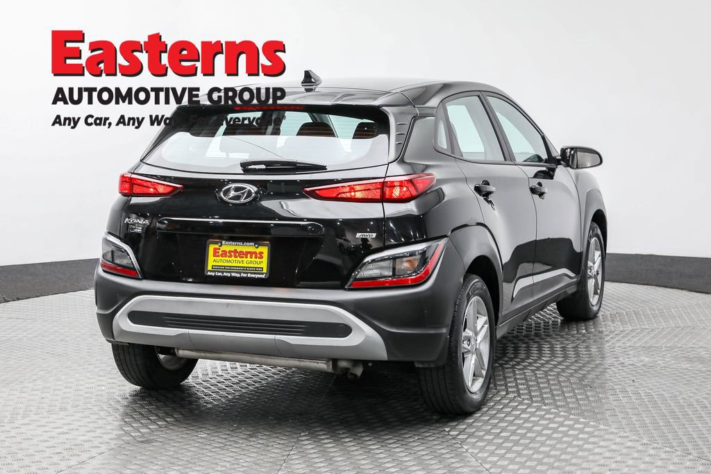 Used 2022 Hyundai Kona SE w/ Winter Weather Package image 7