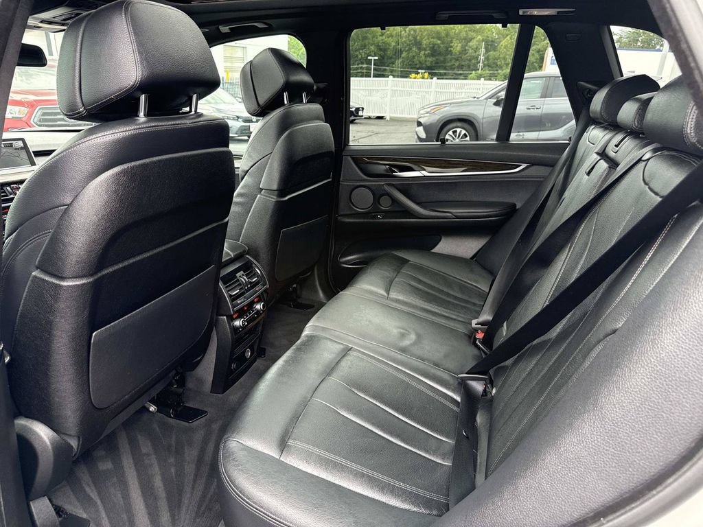 Used 2017 BMW X5 xDrive40e AWD/4WD image 28