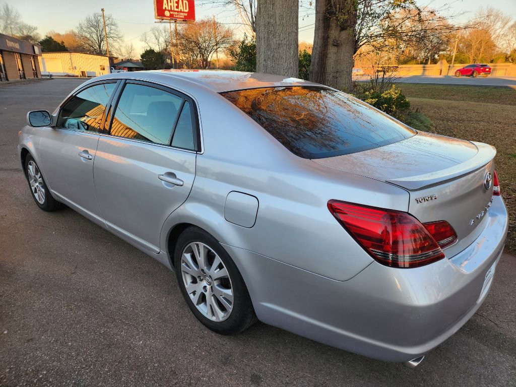 Used 2008 Toyota Avalon Touring image 4