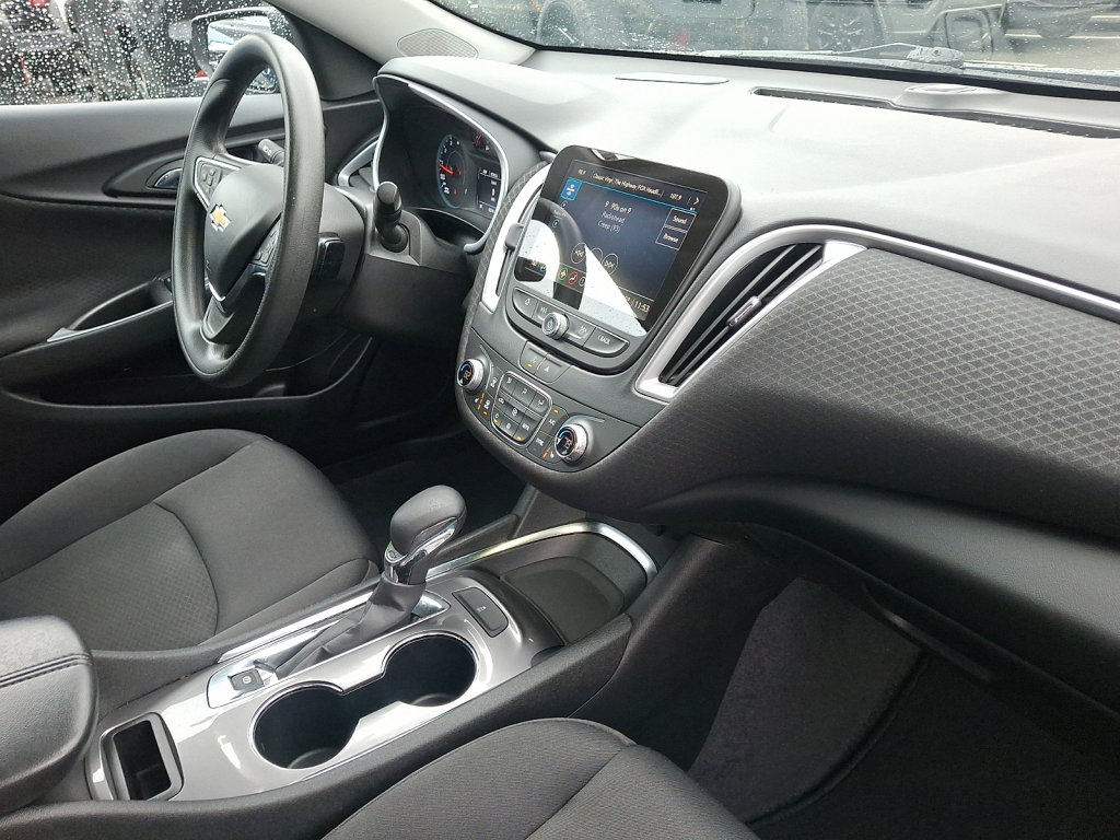 Used 2023 Chevrolet Malibu LT image 11