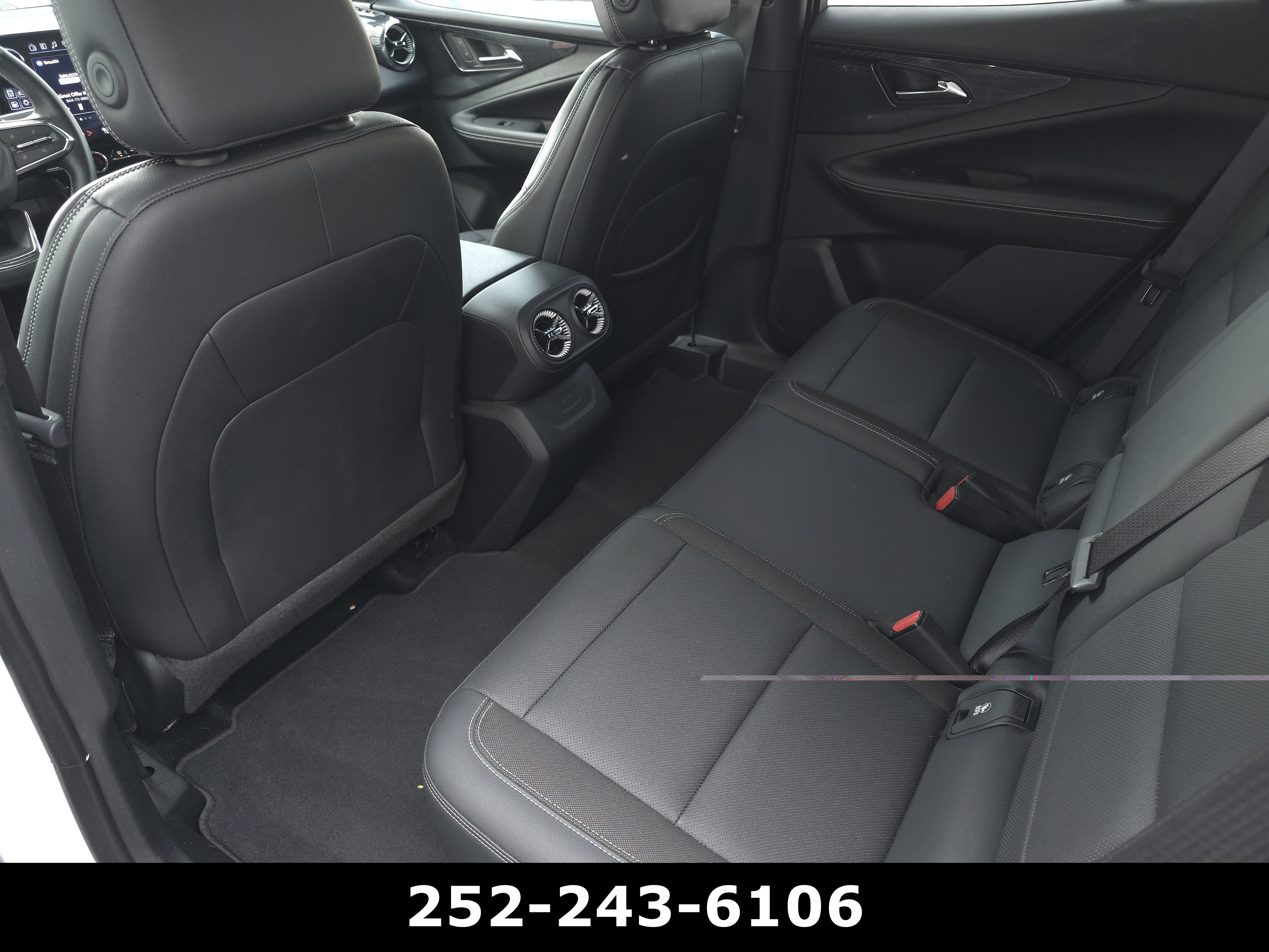 Used 2025 Chevrolet Blazer EV LT AWD/4WD image 30