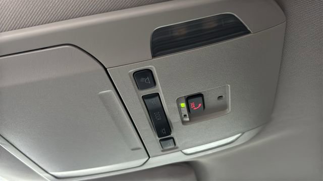 Used 2025 Toyota Highlander LE image 25