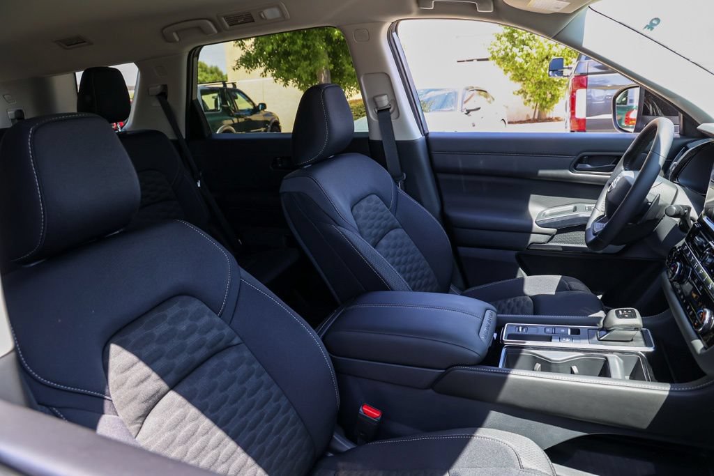 New 2026 Nissan Pathfinder SV FWD image 21