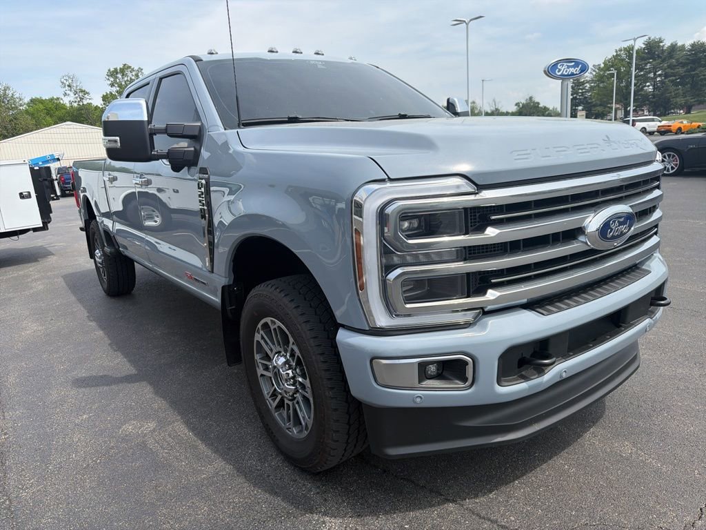 Used 2025 Ford F250 Platinum w/ Platinum Plus Package AWD/4WD image 6