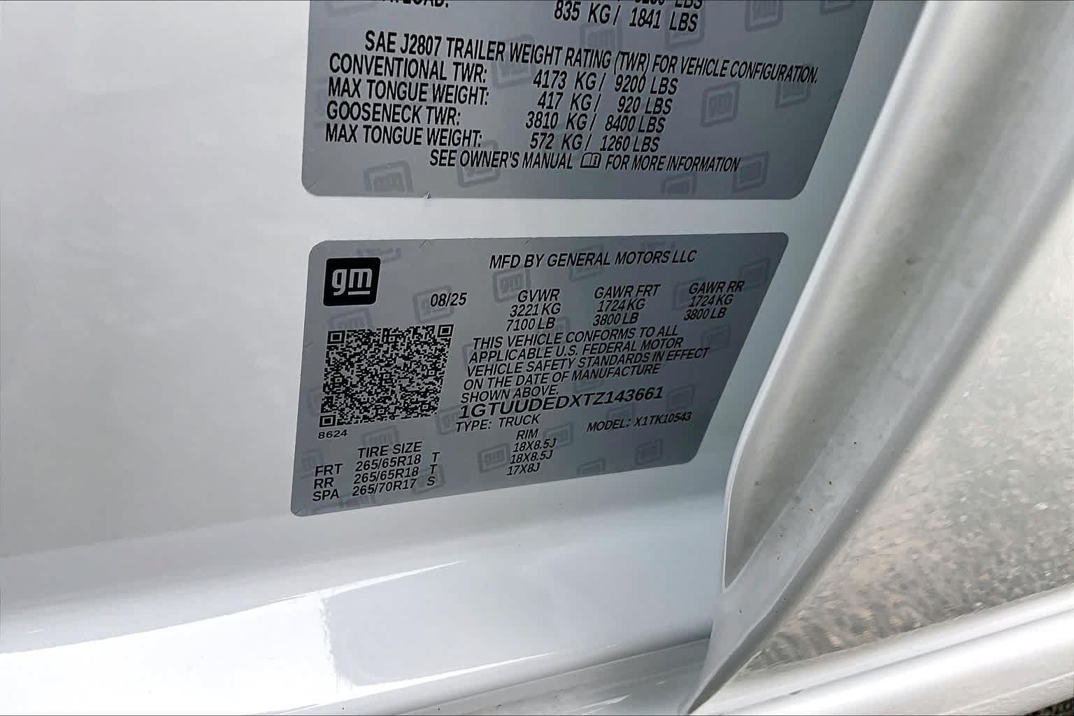 Used 2026 GMC Sierra 1500 SLT AWD/4WD image 33