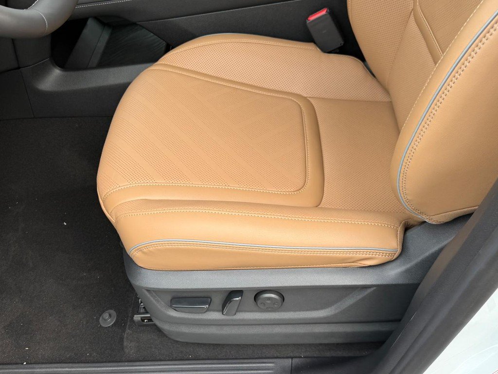 New 2027 INFINITI QX80 Luxe AWD/4WD image 14