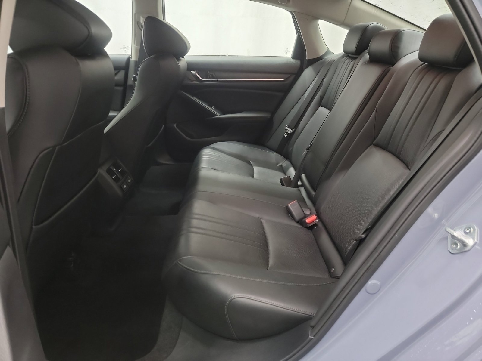 Certified 2022 Honda Accord Touring image 28