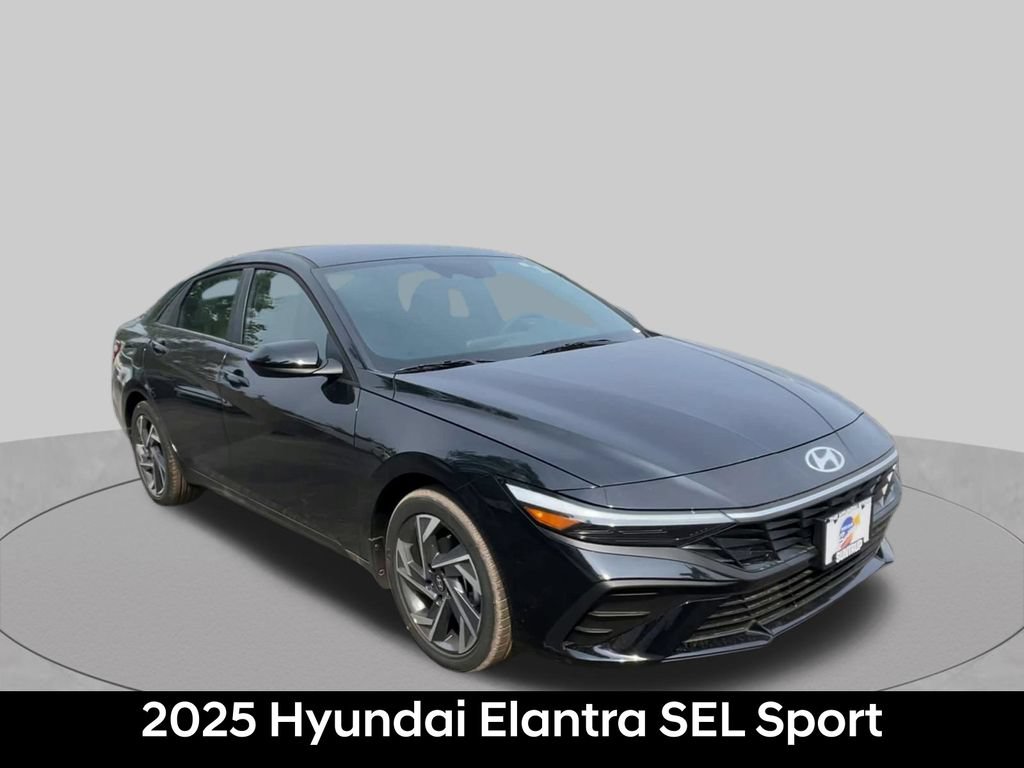 Used 2025 Hyundai Elantra Sport FWD video 3