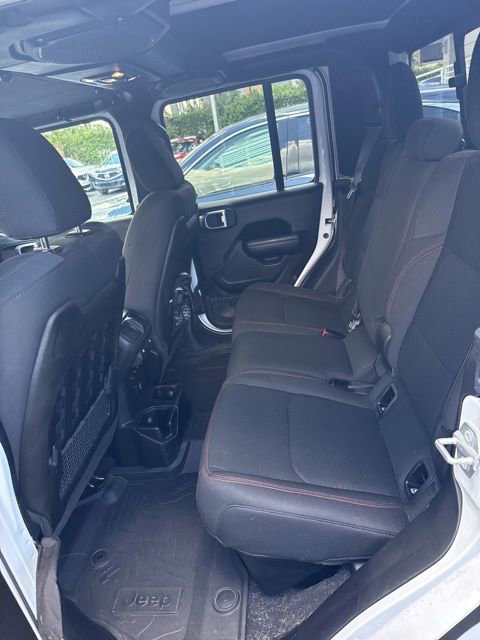 Used 2021 Jeep Gladiator Rubicon AWD/4WD image 9