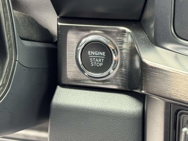 Used 2024 Ford F250 Lariat w/ FX4 Off-Road Package AWD/4WD image 23