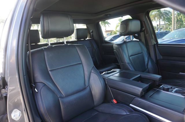 Used 2023 Toyota Tundra Platinum AWD/4WD image 2