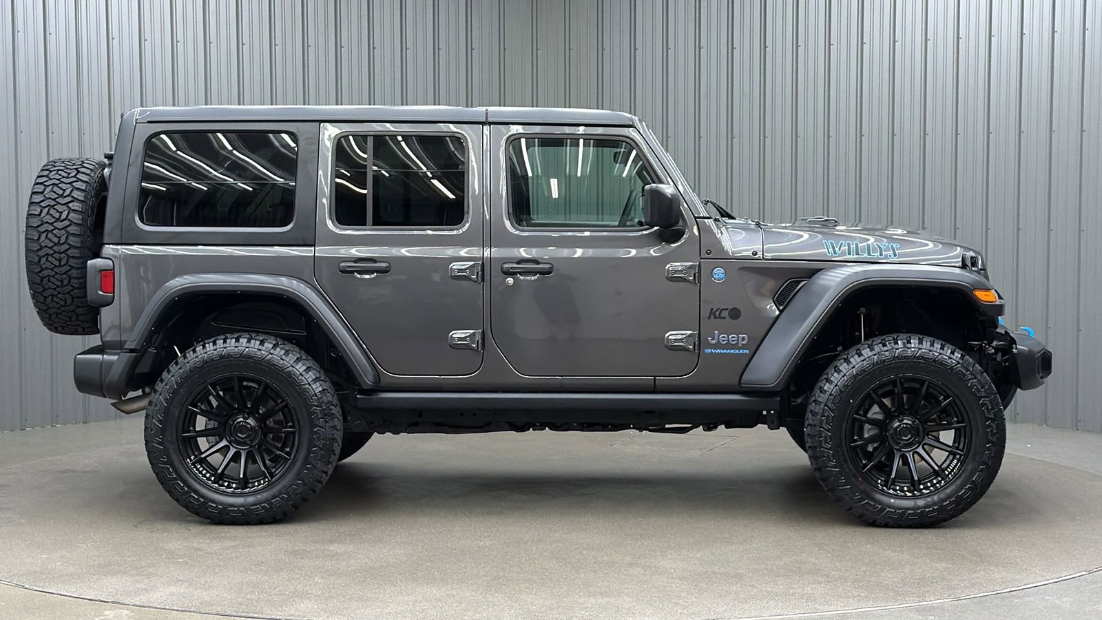 Used 2024 Jeep Wrangler Unlimited AWD/4WD image 6