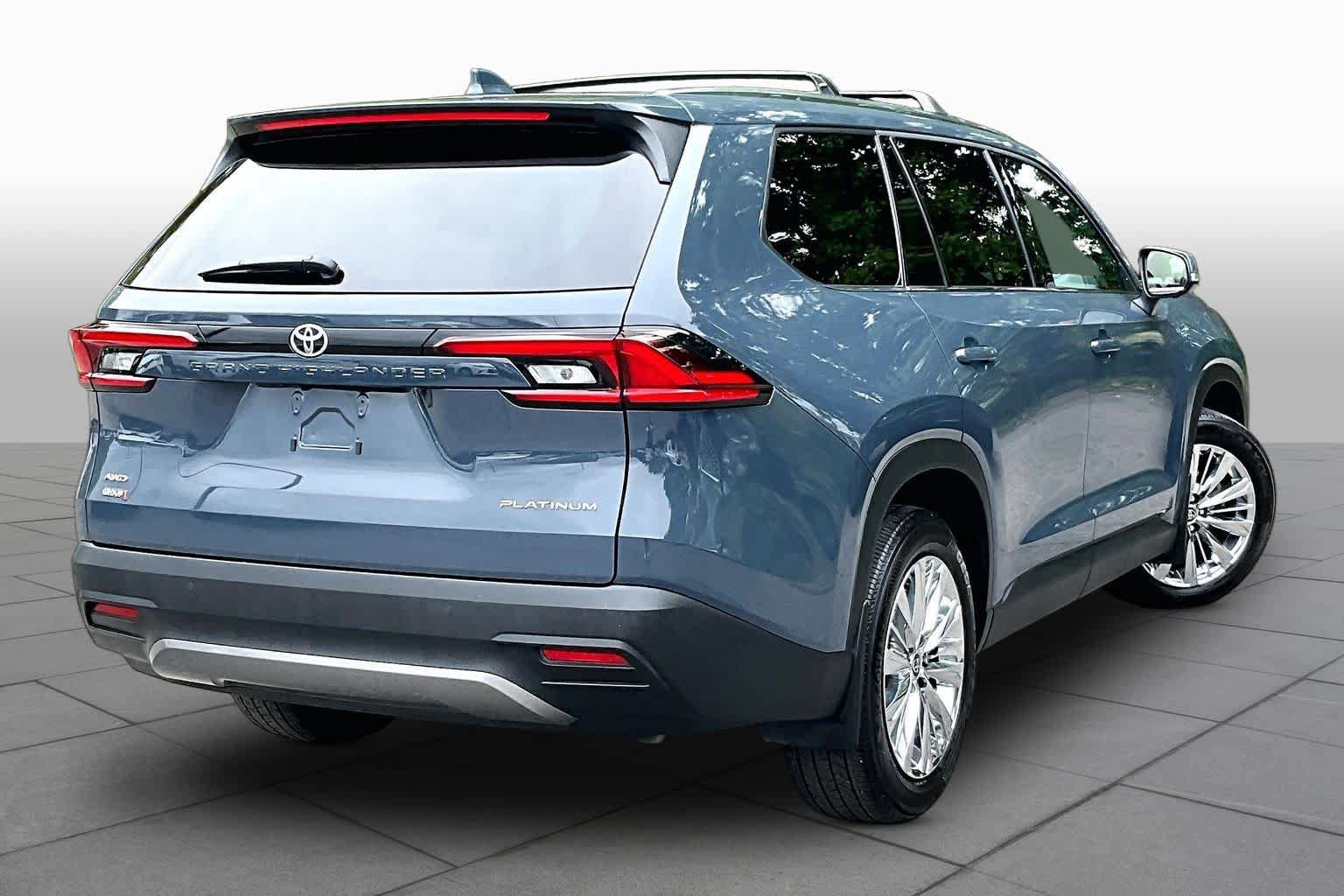 Certified 2025 Toyota Grand Highlander AWD image 13