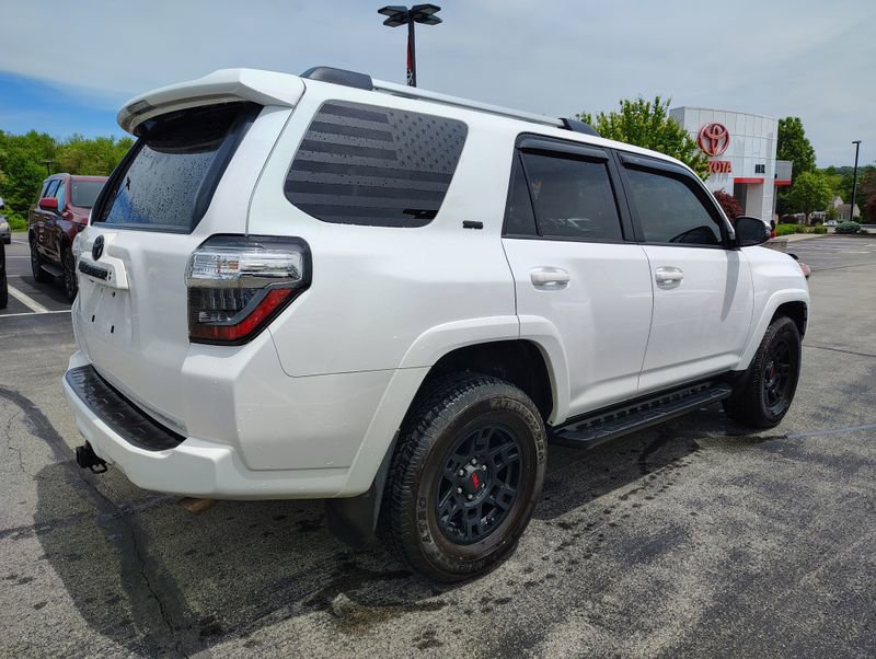 Used 2024 Toyota 4Runner SR5 Premium w/ Moonroof Package AWD/4WD image 4