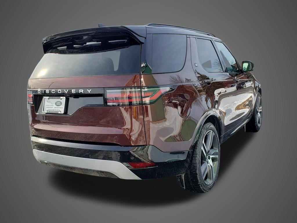 New 2026 Land Rover Discovery Limited Edition image 5