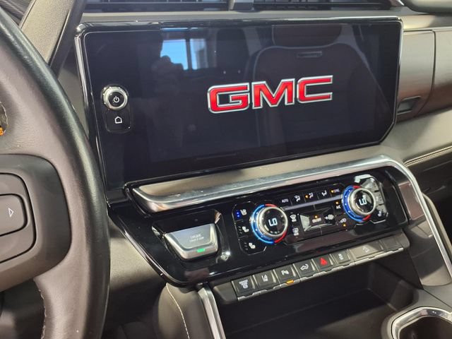 Used 2025 GMC Sierra 2500 Denali Ultimate AWD/4WD image 12