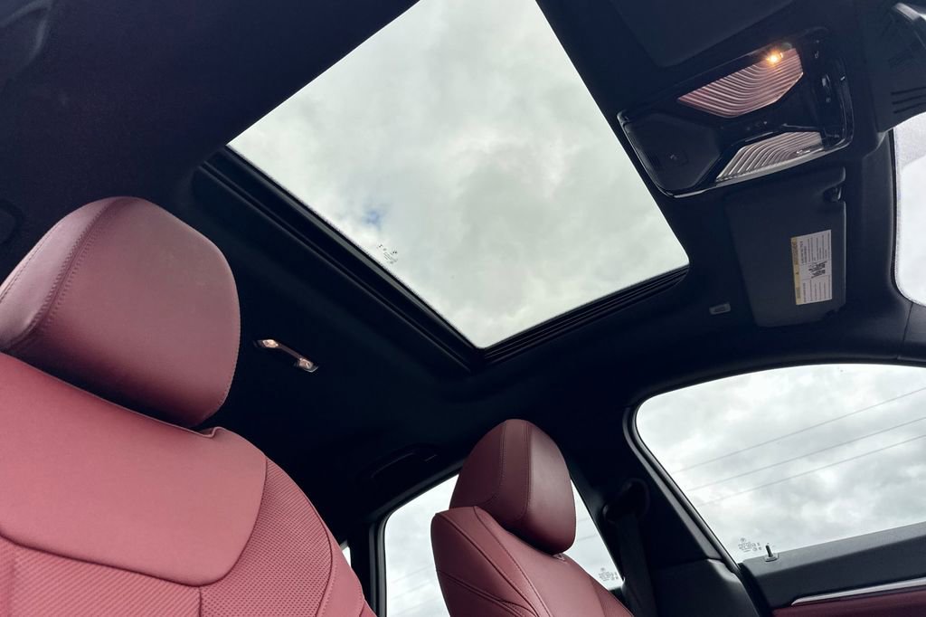 Used 2023 BMW i4 eDrive40 image 17